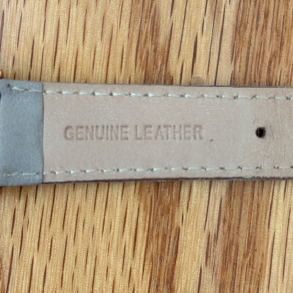 CLUSE NEW Watch Black w/Rose Gold Tone & Leather Straps & Case - Picture 5 of 10